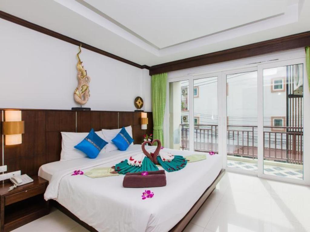 Azure Bangla Phuket Ξενοδοχείο Patong Εξωτερικό φωτογραφία