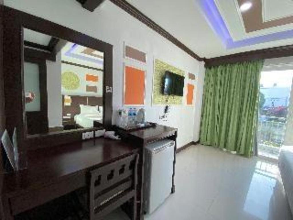 Azure Bangla Phuket Ξενοδοχείο Patong Εξωτερικό φωτογραφία