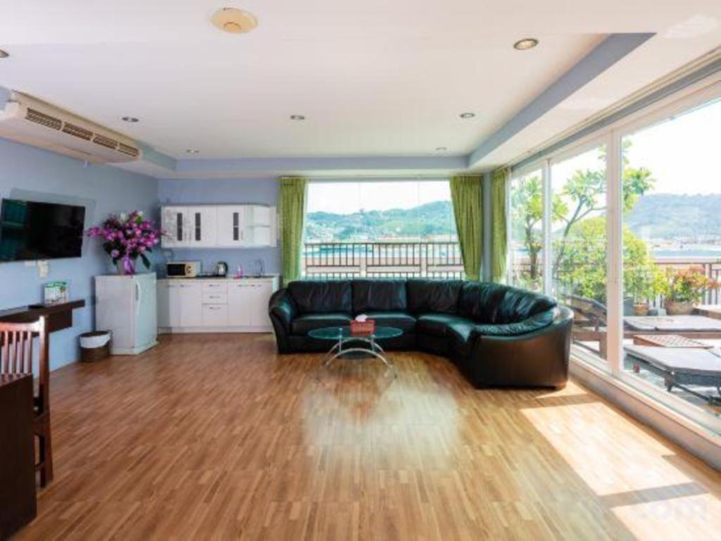 Azure Bangla Phuket Ξενοδοχείο Patong Εξωτερικό φωτογραφία