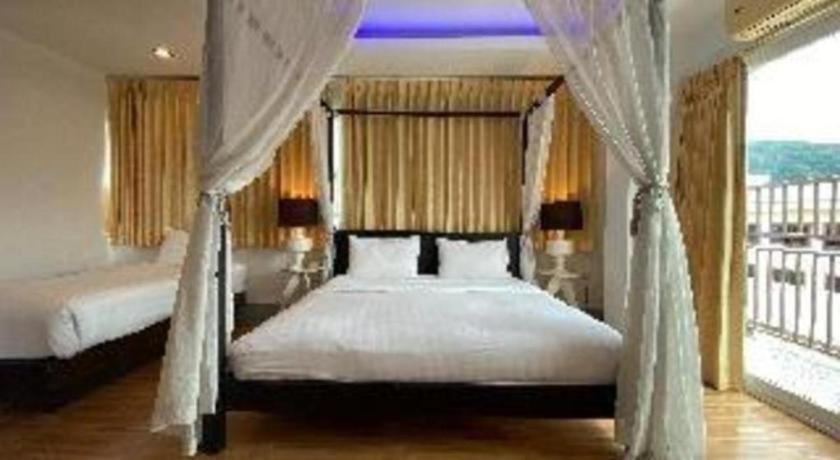 Azure Bangla Phuket Ξενοδοχείο Patong Εξωτερικό φωτογραφία