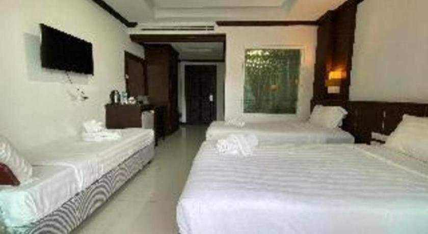 Azure Bangla Phuket Ξενοδοχείο Patong Εξωτερικό φωτογραφία