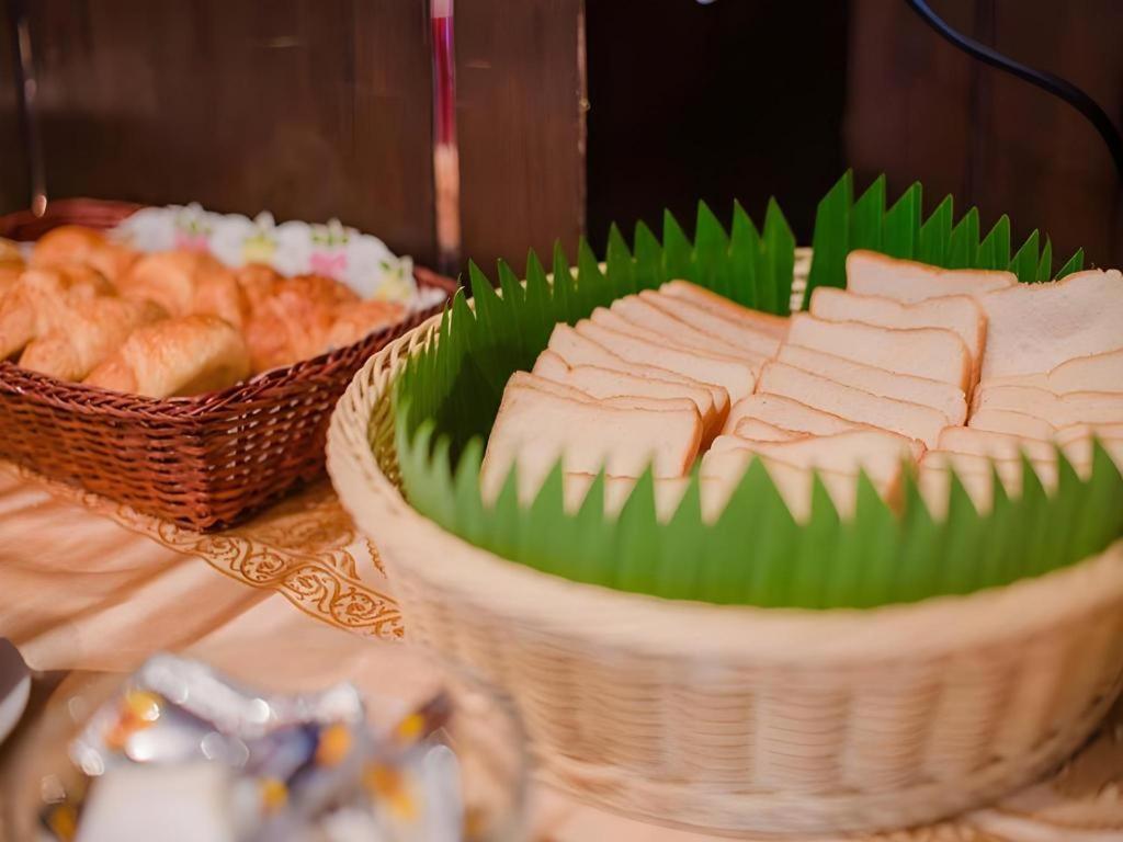 Azure Bangla Phuket Ξενοδοχείο Patong Εξωτερικό φωτογραφία