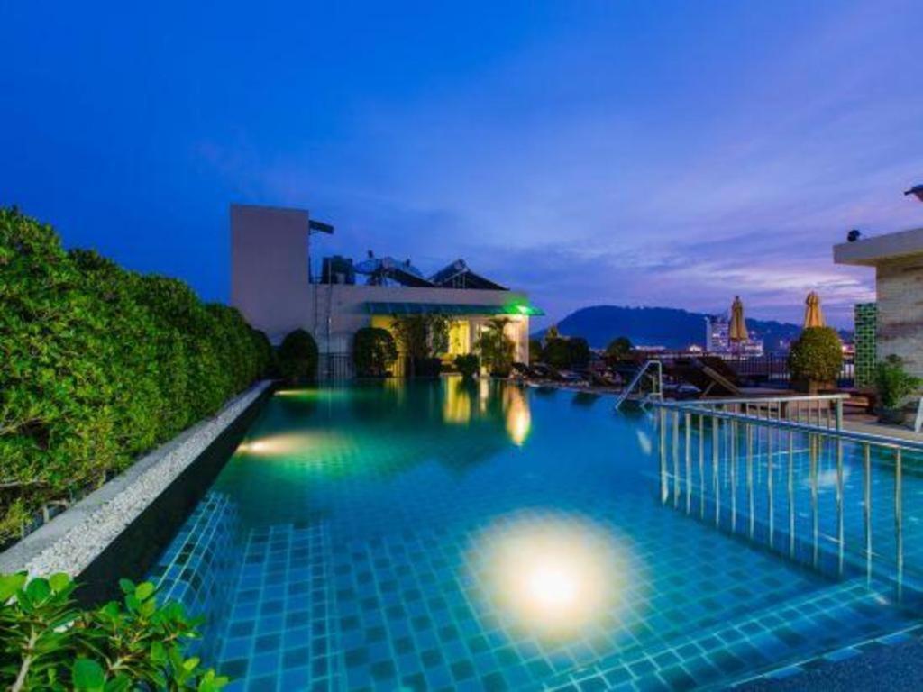 Azure Bangla Phuket Ξενοδοχείο Patong Εξωτερικό φωτογραφία